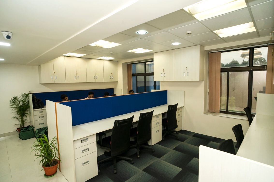 CHOWRINGHEE COURT CHAMBERS